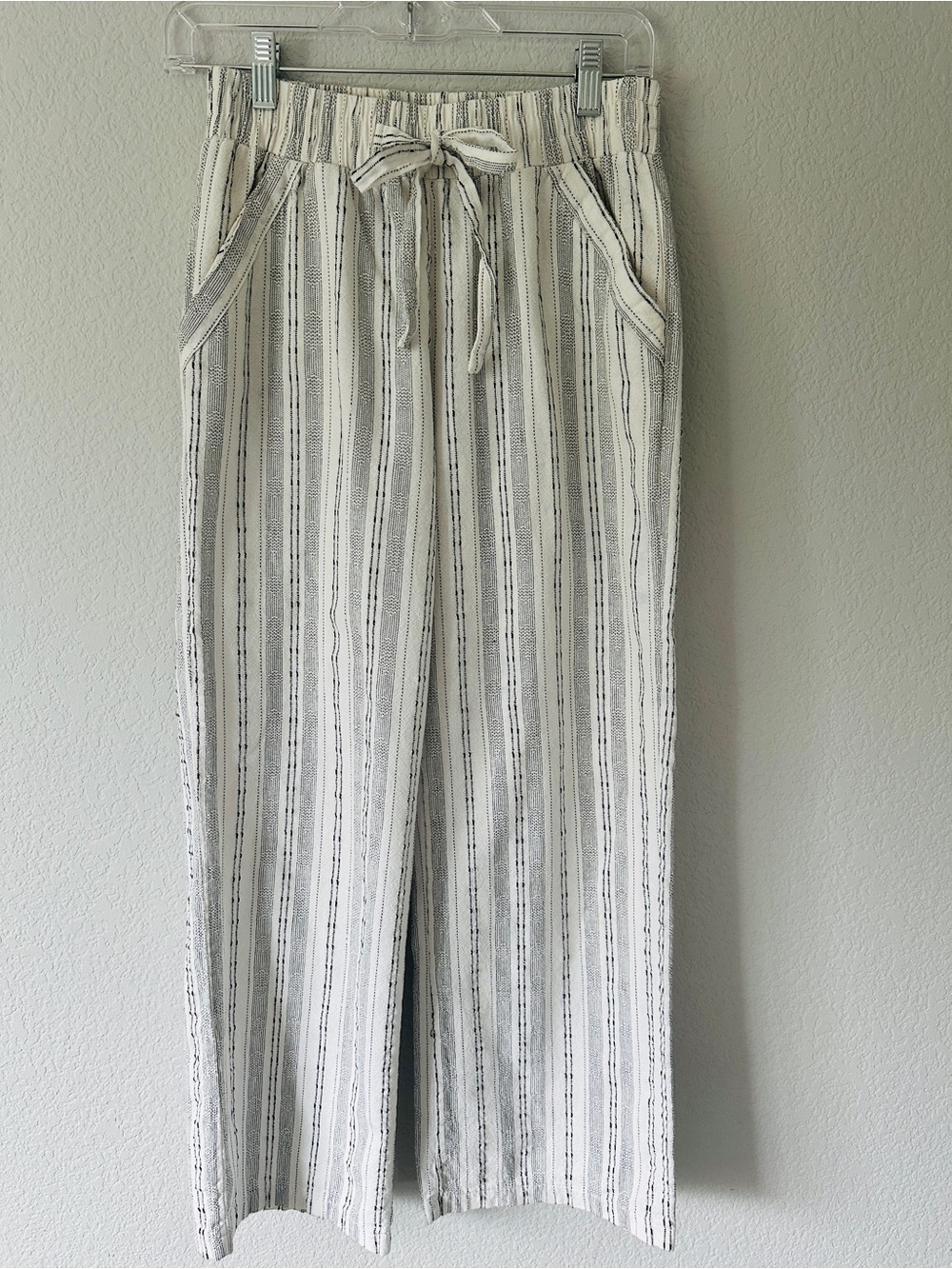 Striped Linen-Blend Women's Pants - White/Grey